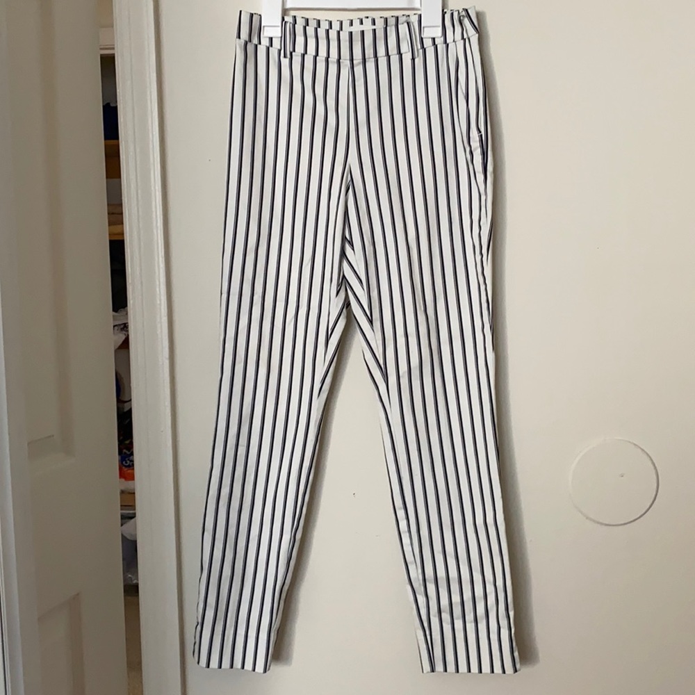 Stripped H&M pants cropped